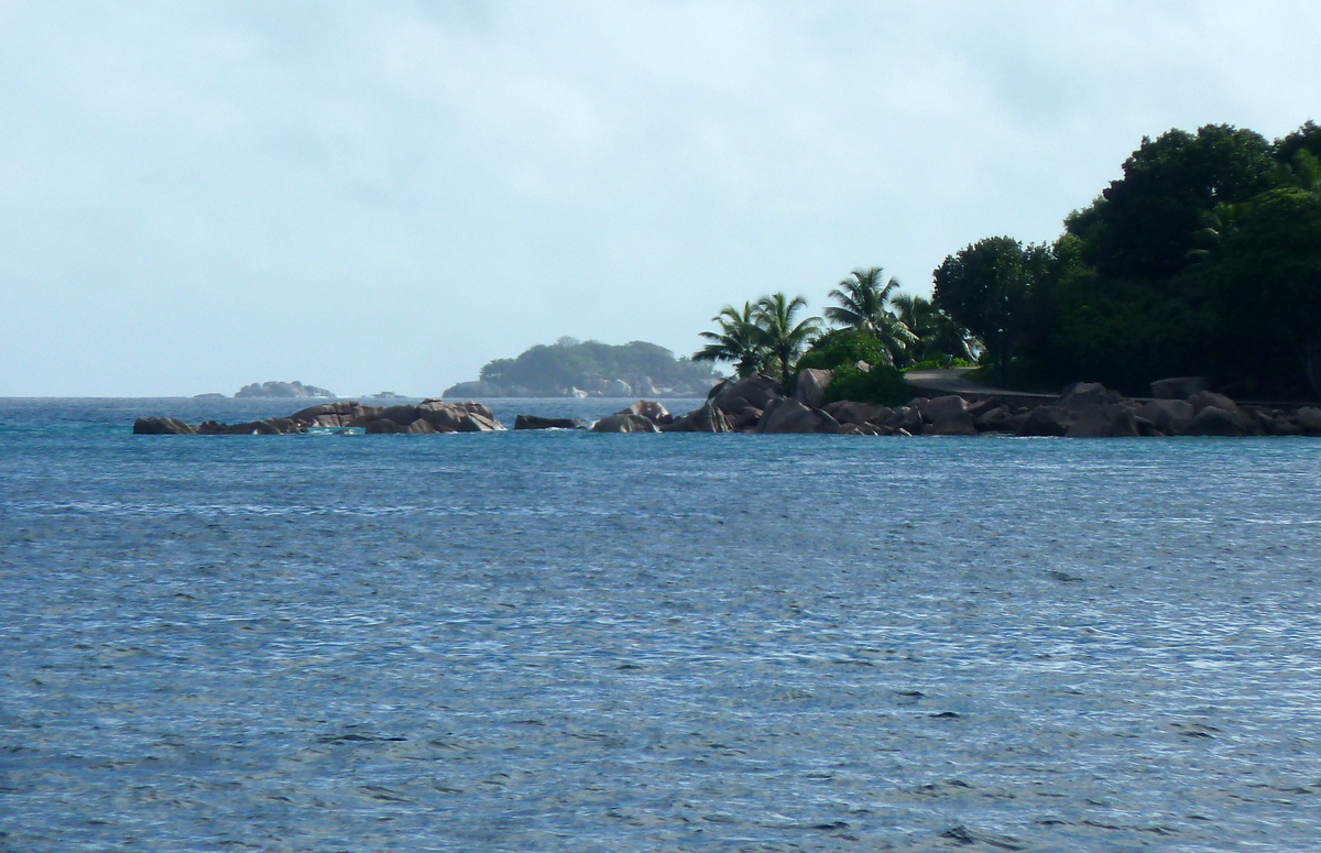 Picture Seychelles La Digue 2011-10 3 - Waterfalls La Digue