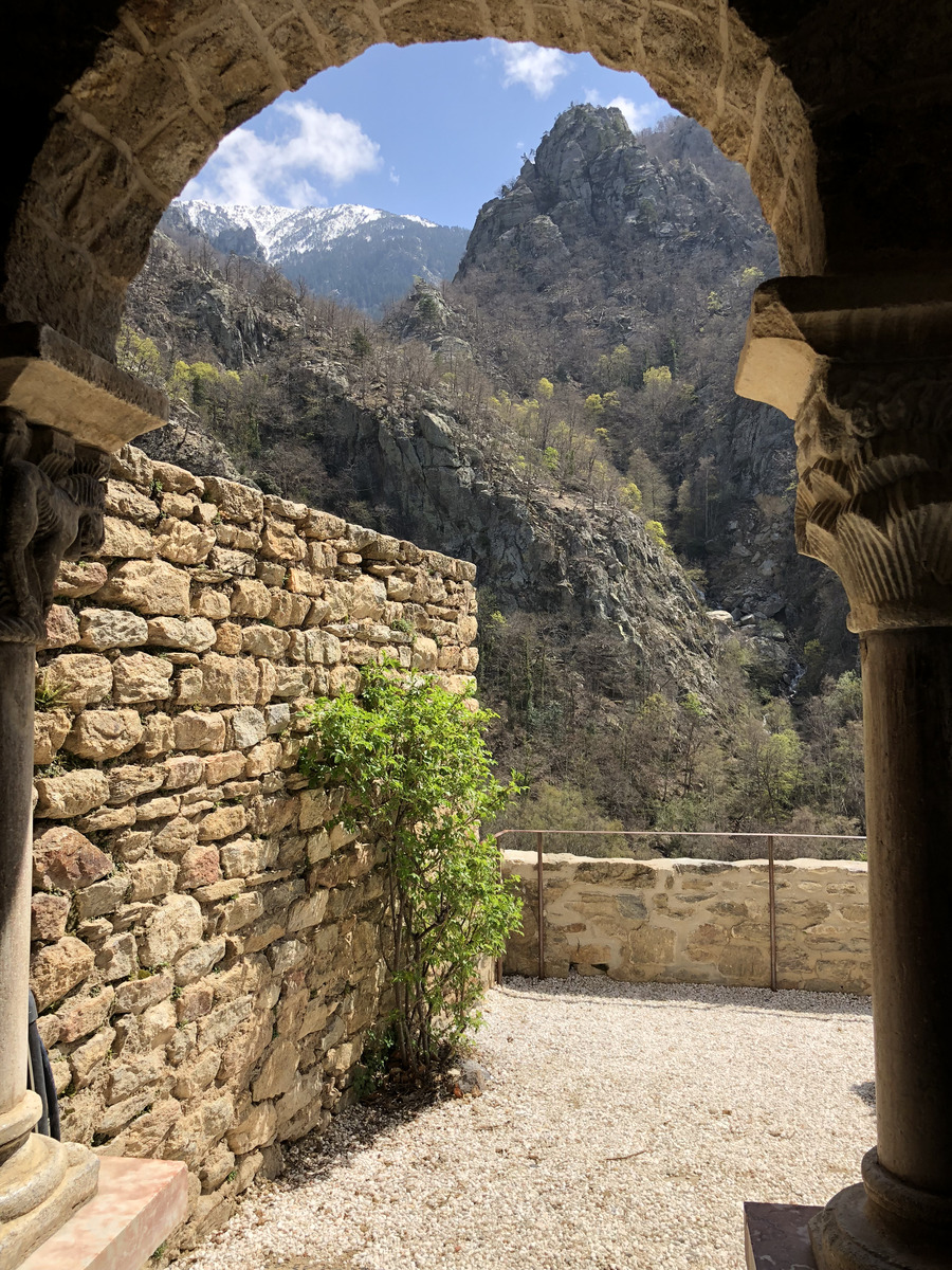 Picture France Abbaye Saint Martin du Canigou 2018-04 66 - Waterfall Abbaye Saint Martin du Canigou