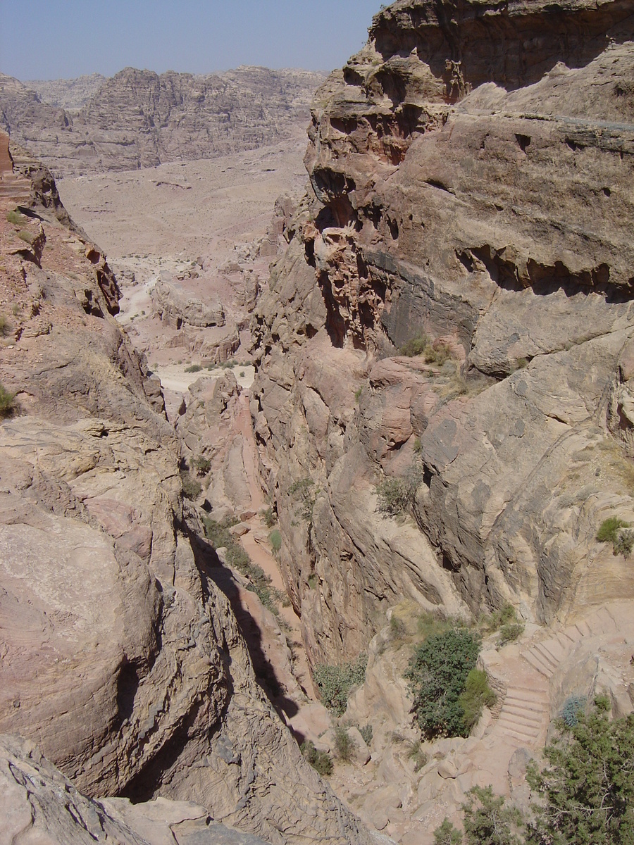 Picture Jordan Petra 2004-10 12 - Lakes Petra