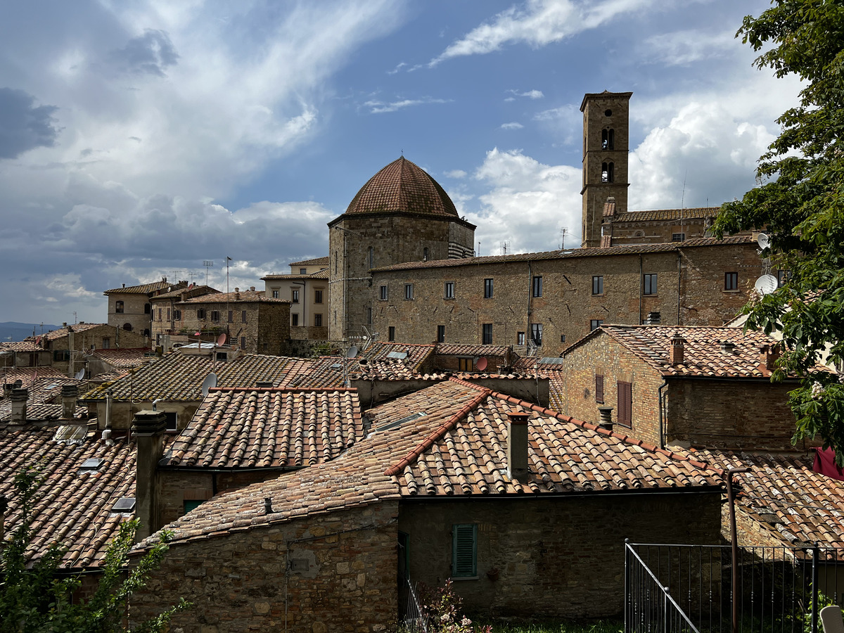 Picture Italy Volterra 2022-05 3 - Monuments Volterra