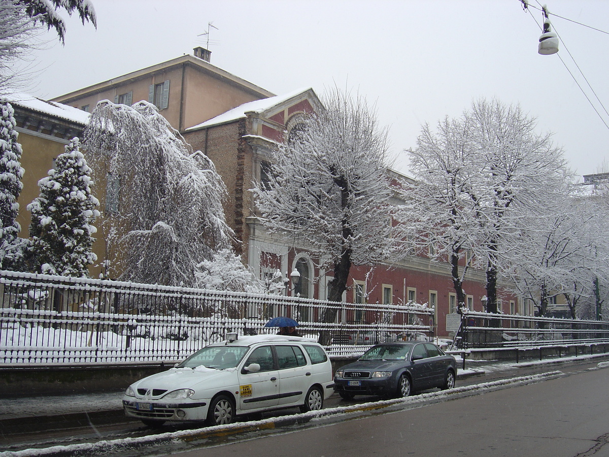 Picture Italy Milan 2005-03 11 - Land Milan