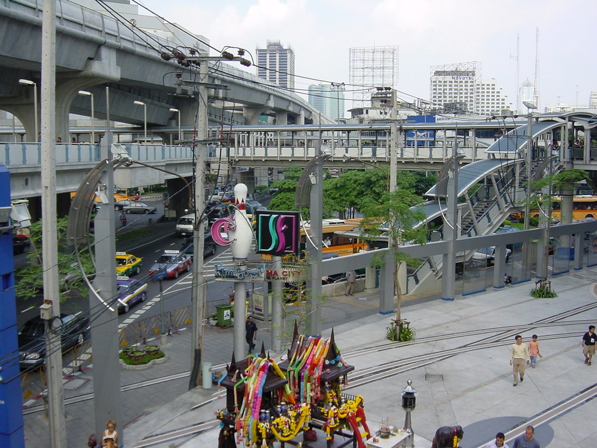 Picture Thailand Bangkok 2001-03 16 - Lands Bangkok