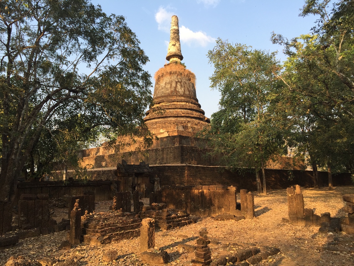 Picture Thailand Si satchanalai historical park 2014-12 159 - Lakes Si satchanalai historical park