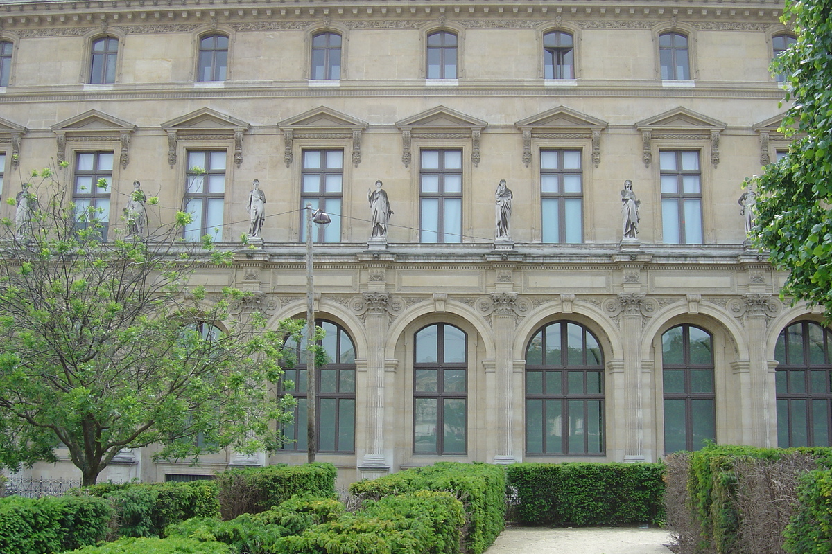 Picture France Paris Louvre Carrousel Garden 2007-05 2 - Walking Street Louvre Carrousel Garden