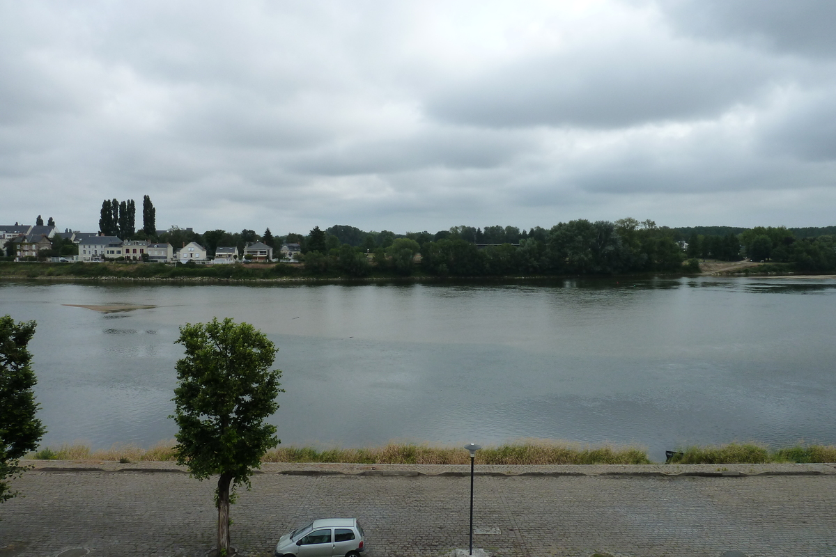 Picture France Saumur 2011-05 48 - Lakes Saumur