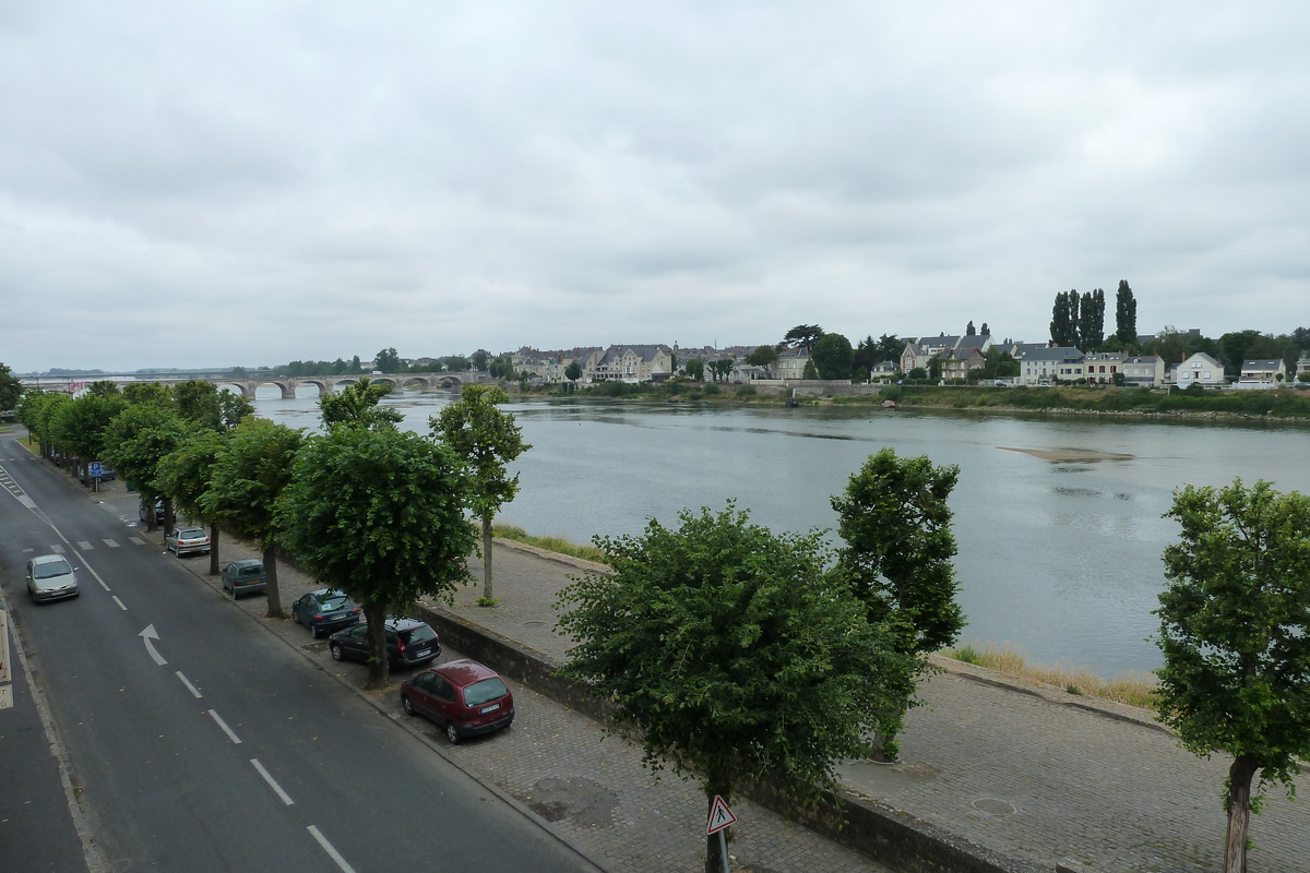 Picture France Saumur 2011-05 64 - Monument Saumur