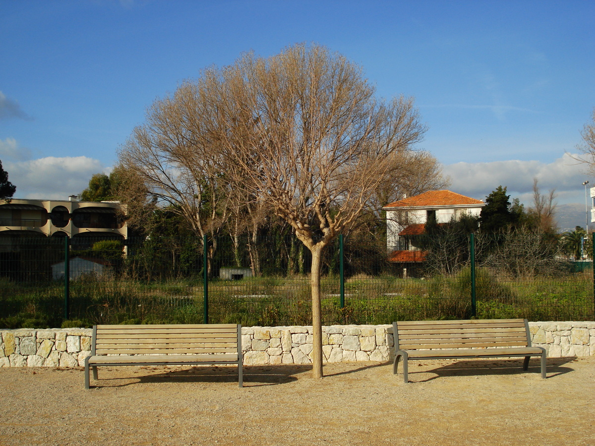 Picture France Villeneuve Loubet Villeneuve Loubet Beach 2007-01 11 - Monuments Villeneuve Loubet Beach