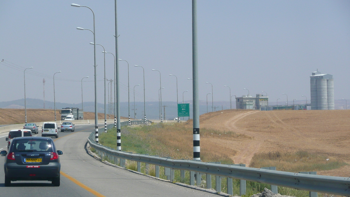 Picture Israel Ashkelon to Arad road 2007-06 51 - Monument Ashkelon to Arad road