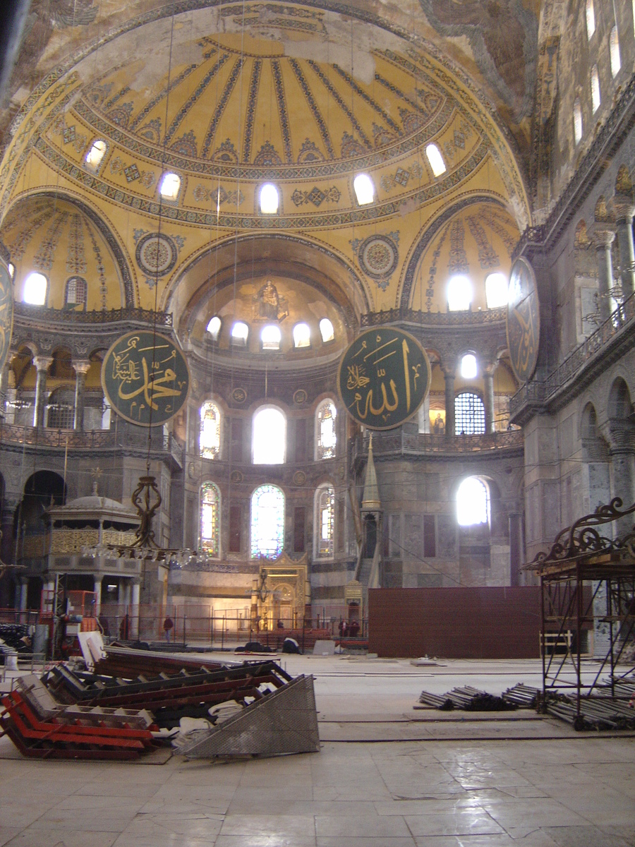 Picture Turkey Istanbul Ayasofya 2004-12 22 - Waterfall Ayasofya