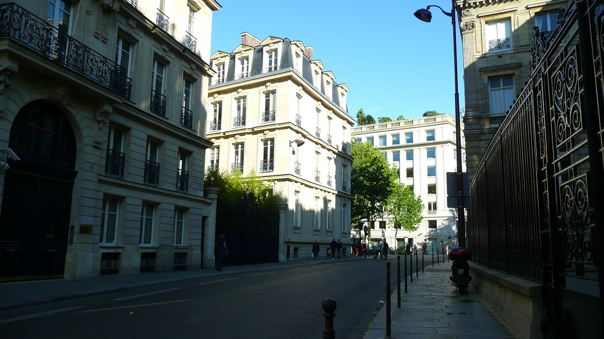 Picture France Paris Etoile and Arc de Triomphe 2007-05 37 - Savings Etoile and Arc de Triomphe