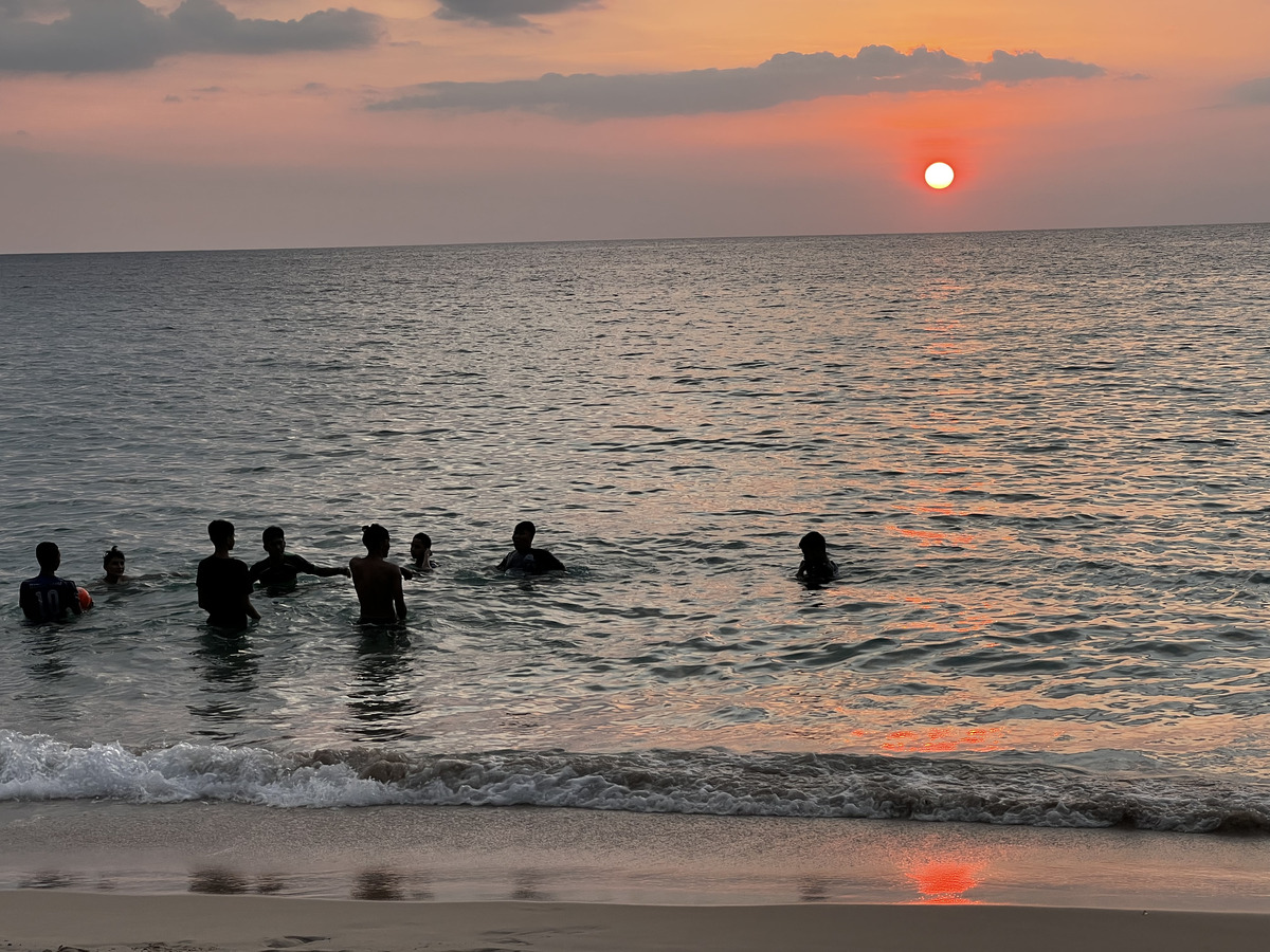 Picture Thailand Phuket Surin Beach 2021-12 113 - Monument Surin Beach