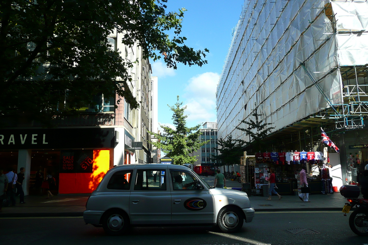 Picture United Kingdom London Oxford Street 2007-09 209 - Rain Season Oxford Street