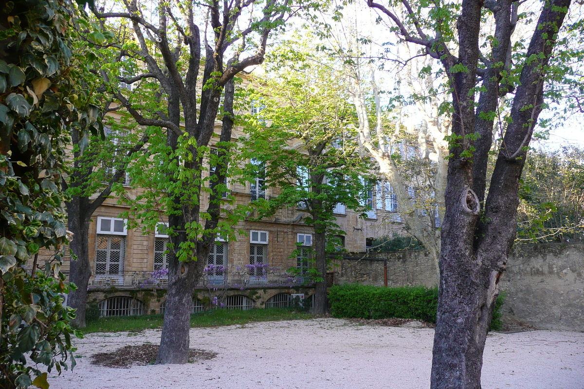 Picture France Aix en Provence 2008-04 129 - Winter Aix en Provence