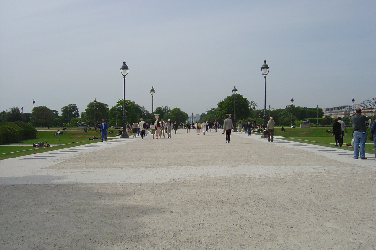 Picture France Paris Louvre Carrousel Garden 2007-05 25 - Waterfall Louvre Carrousel Garden