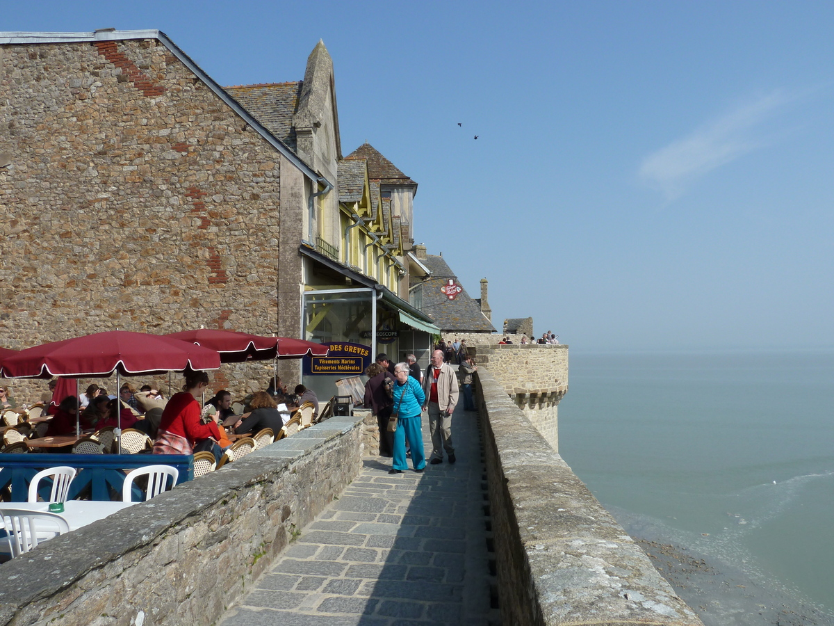 Picture France Mont St Michel 2010-04 170 - Restaurant Mont St Michel