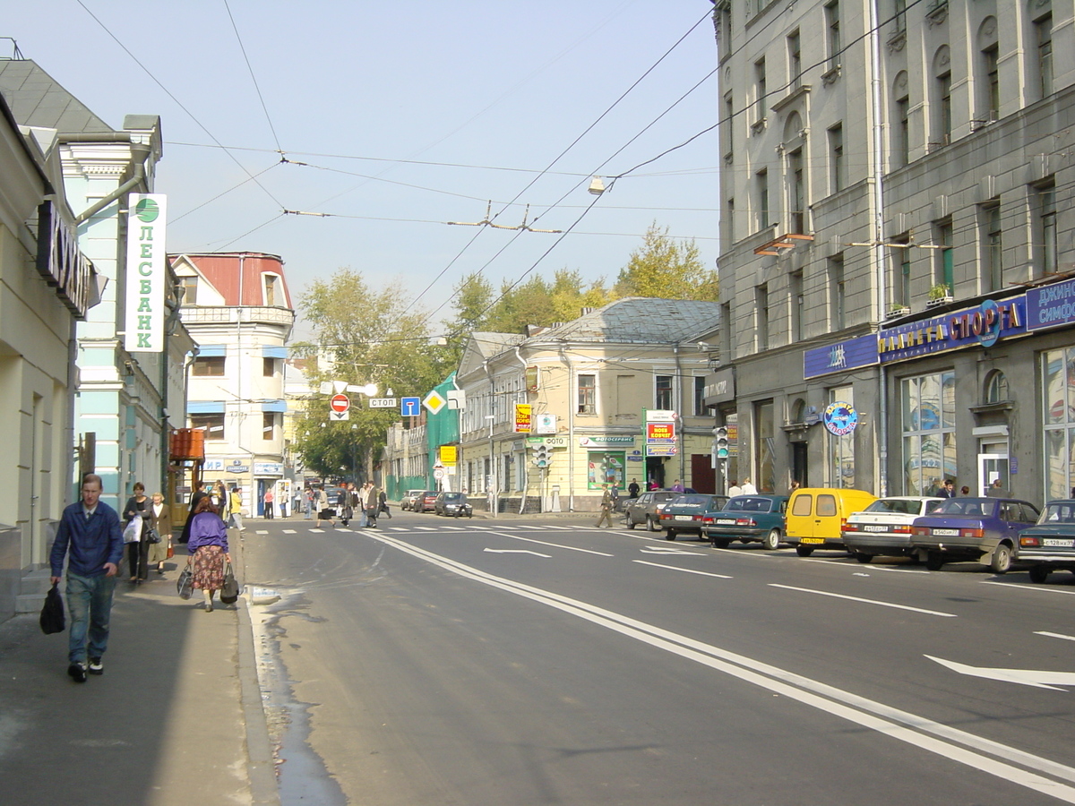 Picture Russia Moscow 2001-09 190 - Walking Street Moscow