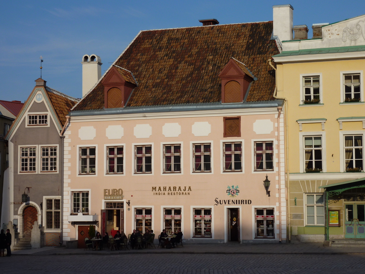 Picture Estonia Tallinn Old Tallinn 2009-04 50 - Walking Street Old Tallinn