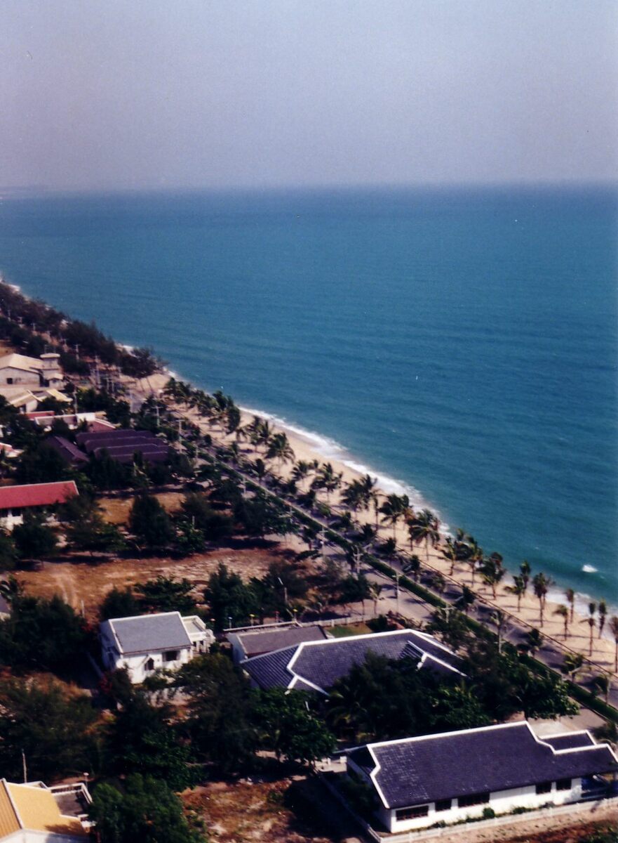 Picture Thailand Rayong 1990-04 14 - Monuments Rayong