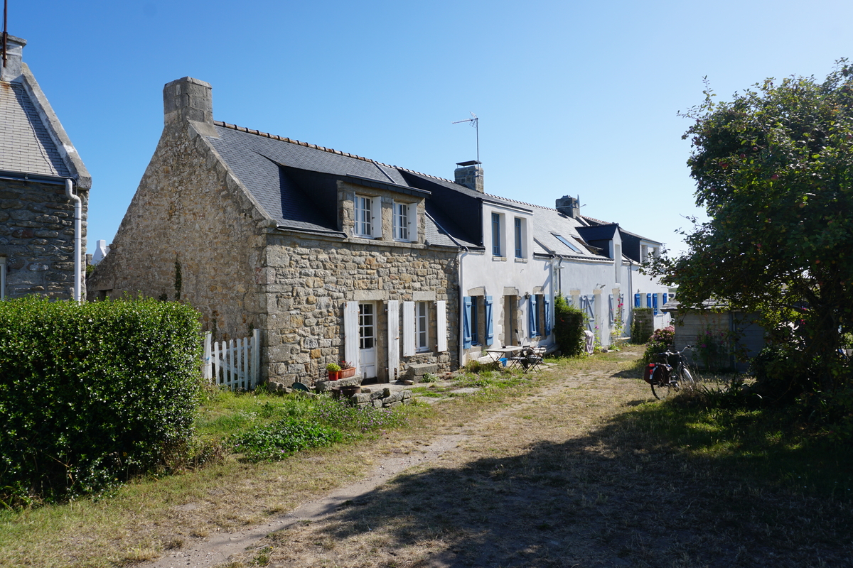 Picture France Hoedic 2016-08 69 - Street Hoedic