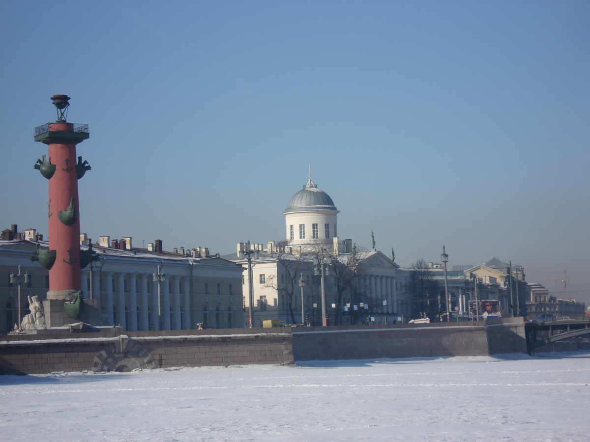 Picture Russia St Petersburg Neva 2006-03 12 - Monument Neva