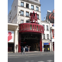 Picture France Paris 9th Arrondissement 2006-04 12 - Hotel Pool 9th Arrondissement