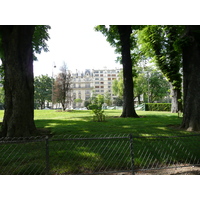 Picture France Paris Avenue Foch 2007-06 55 - Walking Street Avenue Foch