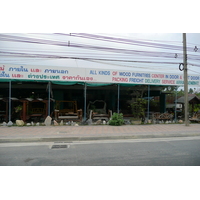 Picture Thailand Chonburi Sukhumvit road 2008-01 37 - Monuments Sukhumvit road