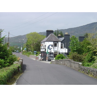 Picture Ireland Kerry Ring Staigue Fort 2004-05 11 - Street Staigue Fort