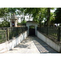 Picture Turkey Istanbul Topkapi Palace 2009-06 72 - Waterfall Topkapi Palace