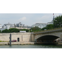 Picture France Paris Seine river 2007-06 149 - Shopping Seine river