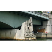 Picture France Paris Seine river 2007-06 88 - Monument Seine river