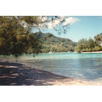 Picture Polynesia Moorea 1993-04 9 - Streets Moorea