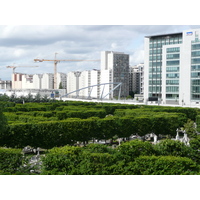 Picture France Paris La Defense 2007-05 17 - Lake La Defense