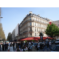 Picture France Paris Champs Elysees 2006-04 35 - Monuments Champs Elysees