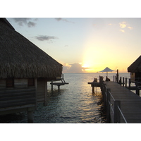 Picture Polynesia Moorea Pearl Resort Hotel 2006-04 9 - Monuments Pearl Resort Hotel