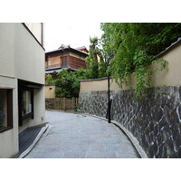 Picture Japan Kyoto Ninenzaka 2010-06 23 - Waterfalls Ninenzaka