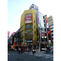 Picture Japan Tokyo Shinjuku 2010-06 68 - City Sight Shinjuku