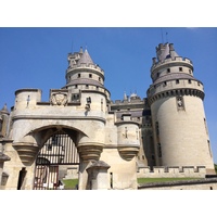 Picture France Pierrefonds 2014-05 149 - Hotel Pool Pierrefonds