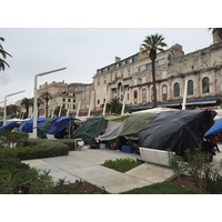 Picture Croatia Split 2016-04 60 - Monument Split