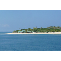 Picture Fiji Bounty Island 2010-05 7 - Monument Bounty Island