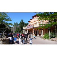 Picture France Disneyland Paris Legends of the wild west 2007-07 22 - Walking Street Legends of the wild west