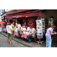 Picture France Paris Place du Tertre 2007-06 8 - Hotel Pools Place du Tertre