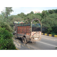 Picture Pakistan Islamabad to Murree road 2006-08 119 - Street Islamabad to Murree road