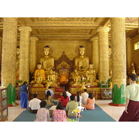 Picture Myanmar Yangon Shwedagon Pagoda 2005-01 34 - Resorts Shwedagon Pagoda