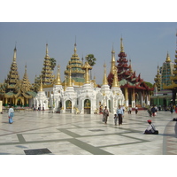 Picture Myanmar Yangon Shwedagon Pagoda 2005-01 43 - SPA Shwedagon Pagoda