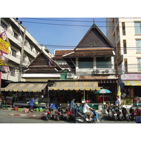 Picture Thailand Phuket Patong 2nd Road 2005-12 25 - Monument 2nd Road