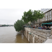 Picture France Paris Seine river 2016-06 51 - Hotels Seine river