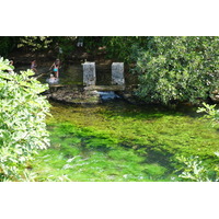 Picture France Fontaine-de-Vaucluse 2017-08 22 - Lake Fontaine-de-Vaucluse