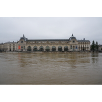 Picture France Paris Seine river 2016-06 66 - Restaurants Seine river