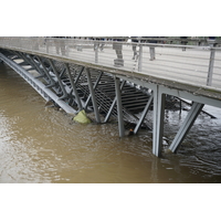 Picture France Paris Seine river 2016-06 49 - Rooms Seine river